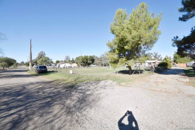 401 WASHINGTON STREET, Ramona, CA 92065