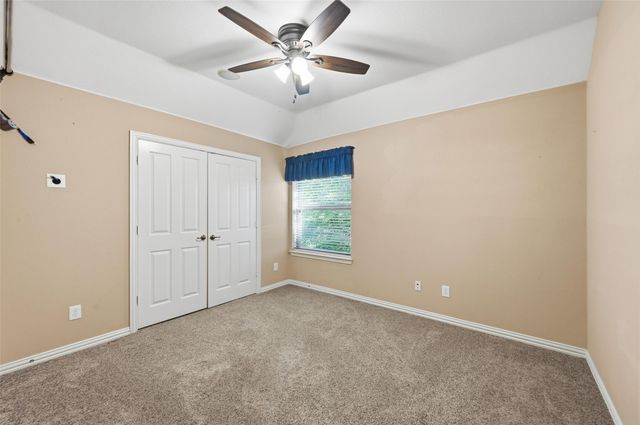 6796 Lakefront Drive, Grand Prairie, TX 75054