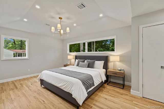 142 N Little Tor Road, New City, NY 10956