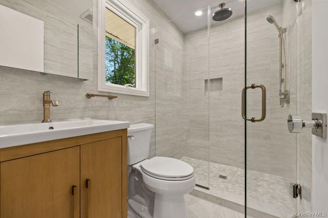 142 N Little Tor Road, New City, NY 10956