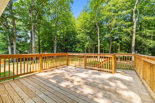 142 N Little Tor Road, New City, NY 10956