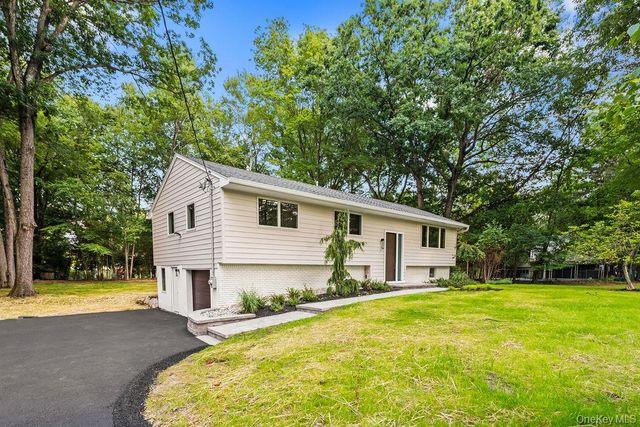 142 N Little Tor Road, New City, NY 10956