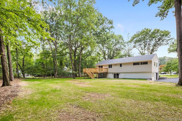 142 N Little Tor Road, New City, NY 10956