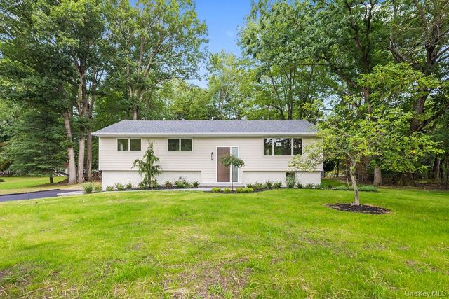 142 N Little Tor Road, New City, NY 10956