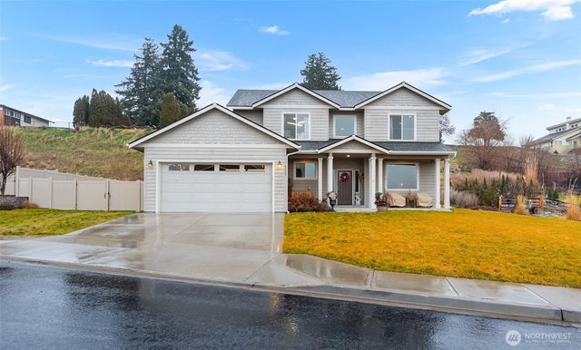 3113 NW Delcon Court, East Wenatchee, WA 98802