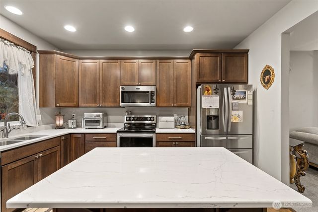 3113 NW Delcon Court, East Wenatchee, WA 98802