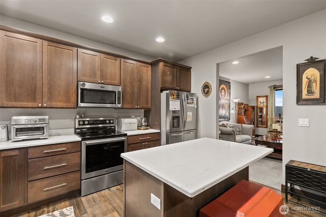 3113 NW Delcon Court, East Wenatchee, WA 98802