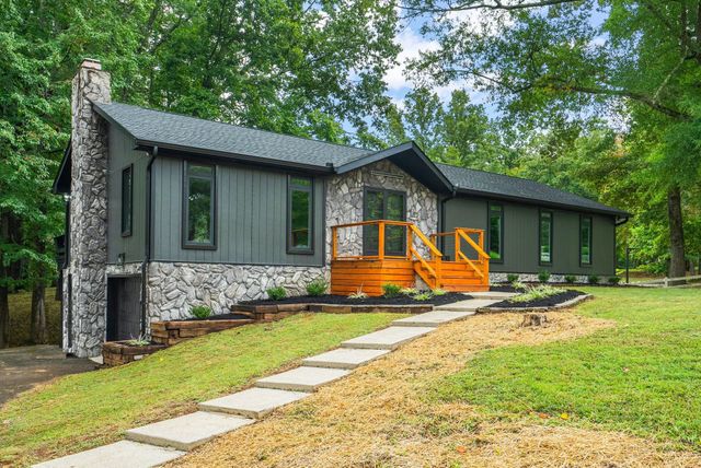 1005 Primrose Dr, Greenbrier, TN 37073