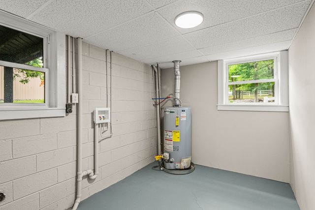 1005 Primrose Dr, Greenbrier, TN 37073