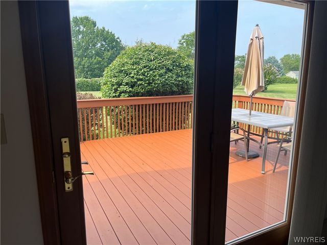 6621 North Canal Road, Lockport Town, NY 14094