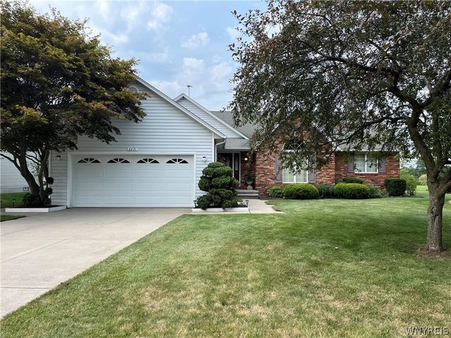 6621 North Canal Road, Lockport Town, NY 14094