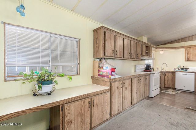 245 S 56th Street 107, Mesa, AZ 85206