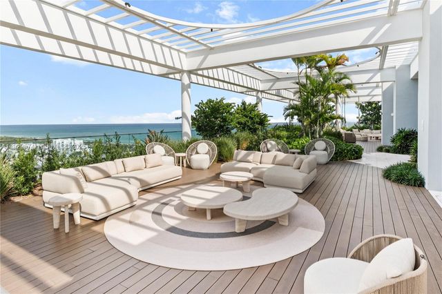 580 72nd St 711, Miami Beach, FL 33141