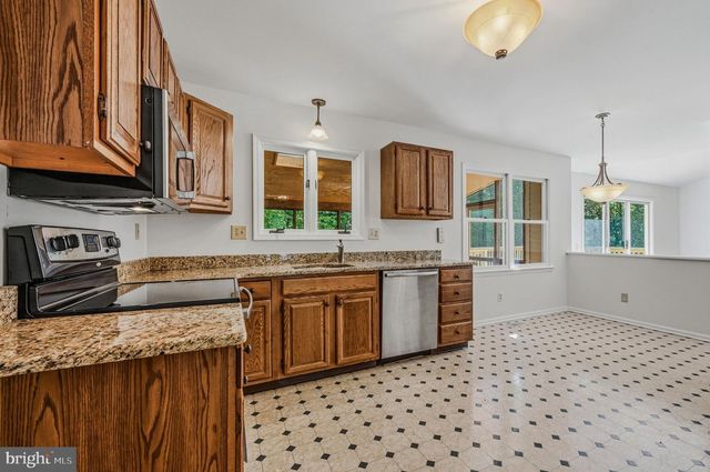 395 ST. REGIS DR, Newark, DE 19711