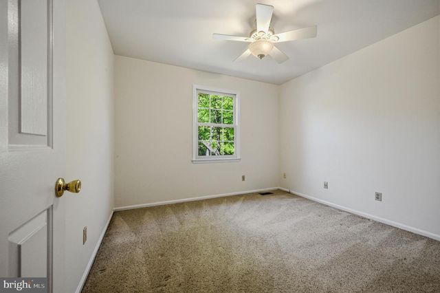 395 ST. REGIS DR, Newark, DE 19711