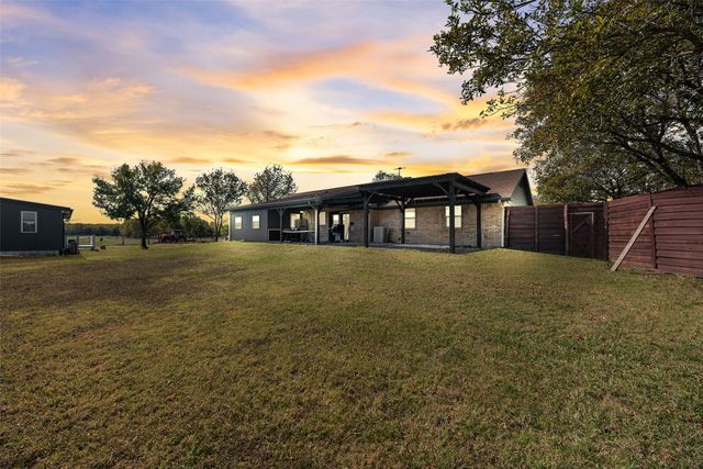 1624 Cemetery Road, Royse City, TX 75189