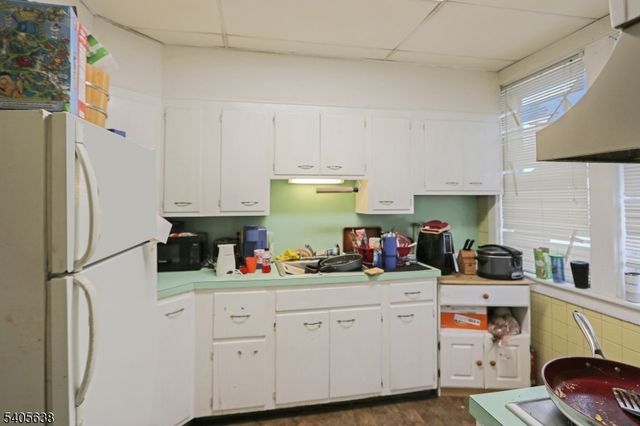 530 S Main St, Phillipsburg Town, NJ 08865