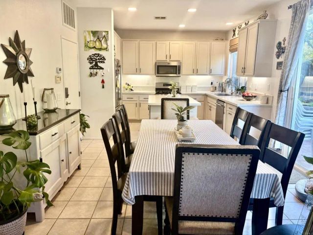 2879 Bear Valley Rd., Chula Vista, CA 91915