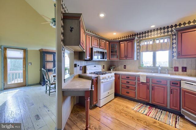 65 S REAMSTOWN ROAD, Stevens, PA 17578