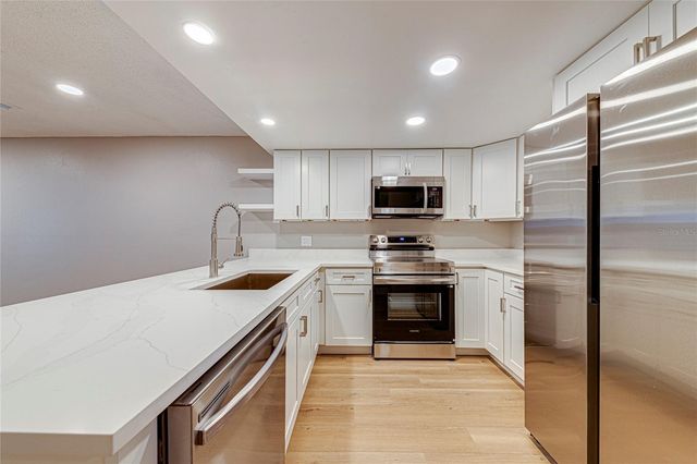 5210 LAZY OAKS DRIVE 5210, Winter Park, FL 32792