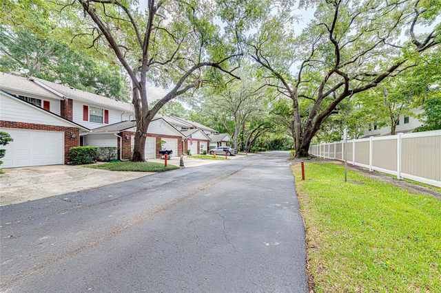 5210 LAZY OAKS DRIVE 5210, Winter Park, FL 32792