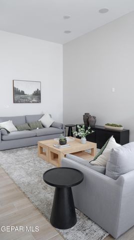 3869 Surmise Street, El Paso, TX 79938