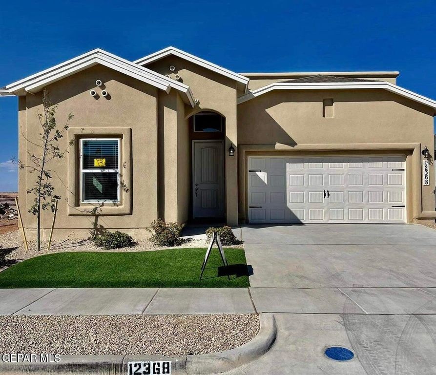 3869 Surmise Street, El Paso, TX 79938