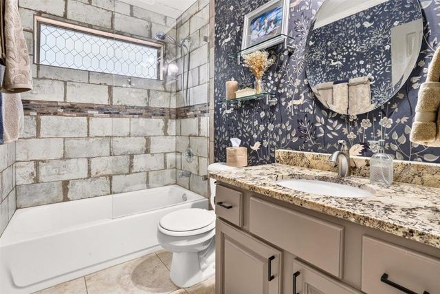 9668 LEEWARD SLOPES DR, Lakeland, TN 38002