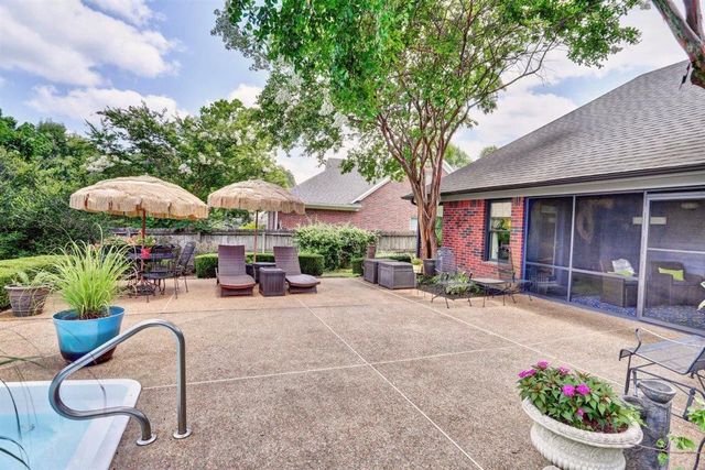 9668 LEEWARD SLOPES DR, Lakeland, TN 38002
