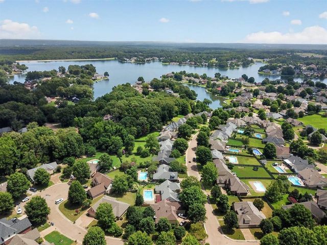 9668 LEEWARD SLOPES DR, Lakeland, TN 38002