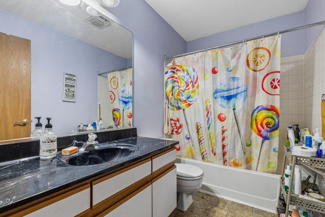 404 Ballard Drive, Algonquin, IL 60102