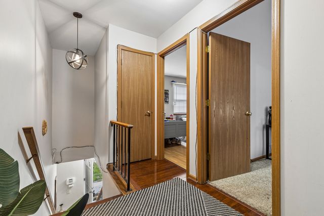 404 Ballard Drive, Algonquin, IL 60102