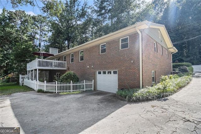 2545 Rockbridge Road NW, Conyers, GA 30012