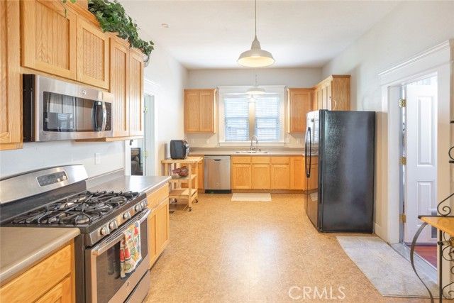 1132 Montgomery Street, Oroville, CA 95965