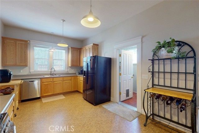 1132 Montgomery Street, Oroville, CA 95965