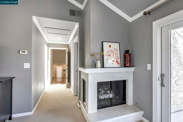 1825 Saint Andrews Dr, Moraga, CA 94556