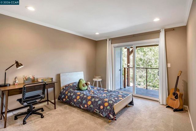 1825 Saint Andrews Dr, Moraga, CA 94556