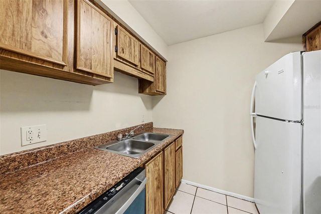 14319 HANGING MOSS CIRCLE 101, Tampa, FL 33613