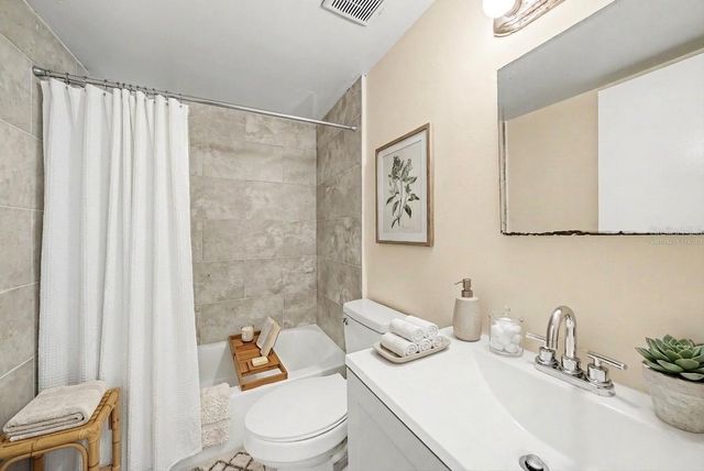 14319 HANGING MOSS CIRCLE 101, Tampa, FL 33613