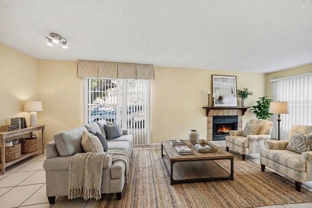 14319 HANGING MOSS CIRCLE 101, Tampa, FL 33613