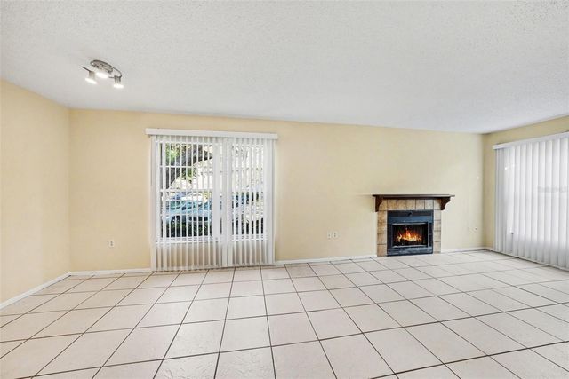 14319 HANGING MOSS CIRCLE 101, Tampa, FL 33613