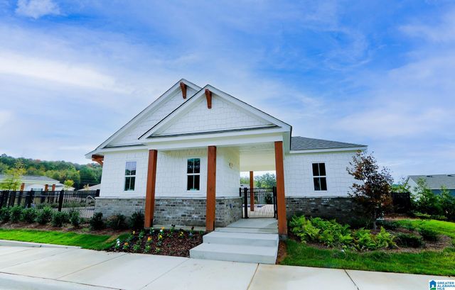 384 KOSLIN LOOP, Calera, AL 35040