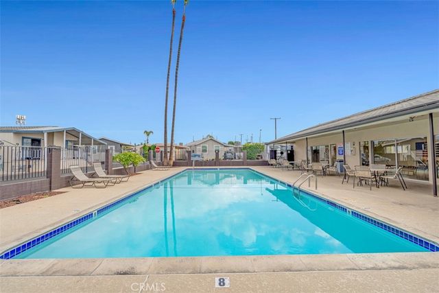 1045 N Azusa Avenue 215, Covina, CA 91722