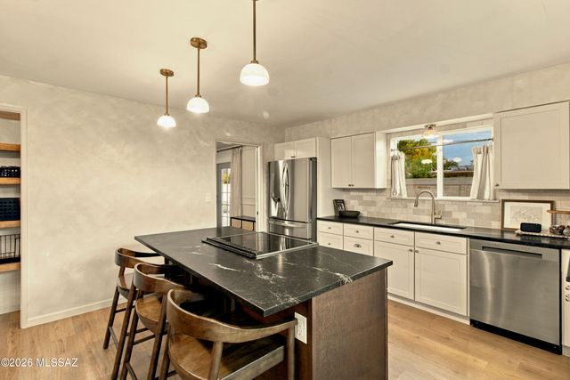 5238 E 4th Street, Tucson, AZ 85711