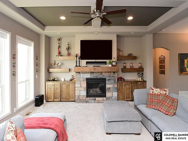 2549 N 187Th Avenue, Elkhorn, NE 68022