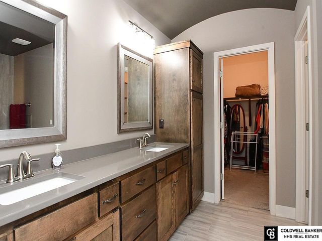 2549 N 187Th Avenue, Elkhorn, NE 68022