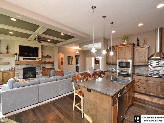 2549 N 187Th Avenue, Elkhorn, NE 68022