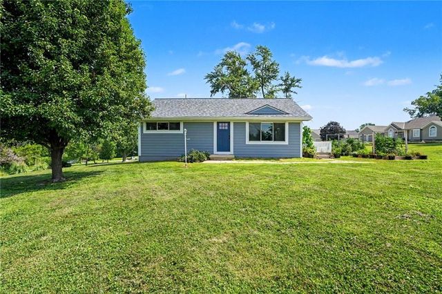 440 W Ruth Ewing Road, Liberty, MO 64068