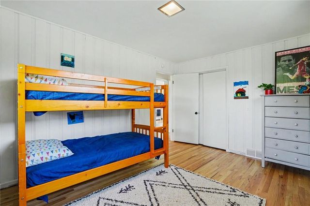 440 W Ruth Ewing Road, Liberty, MO 64068