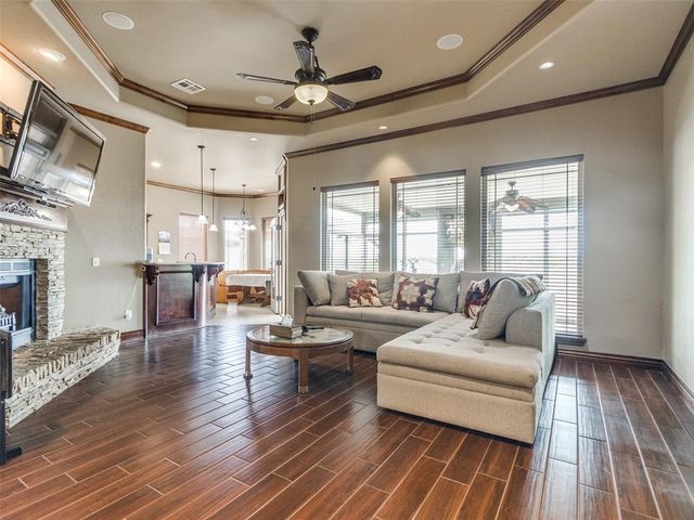 1113 Kelsi Drive, Moore, OK 73160